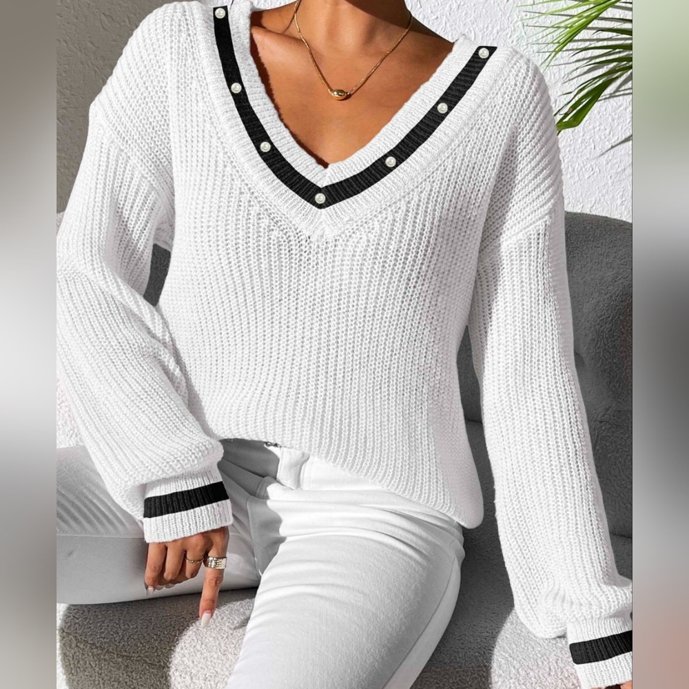 Bordered Beauty Sweater - White - Picture 4 of 7